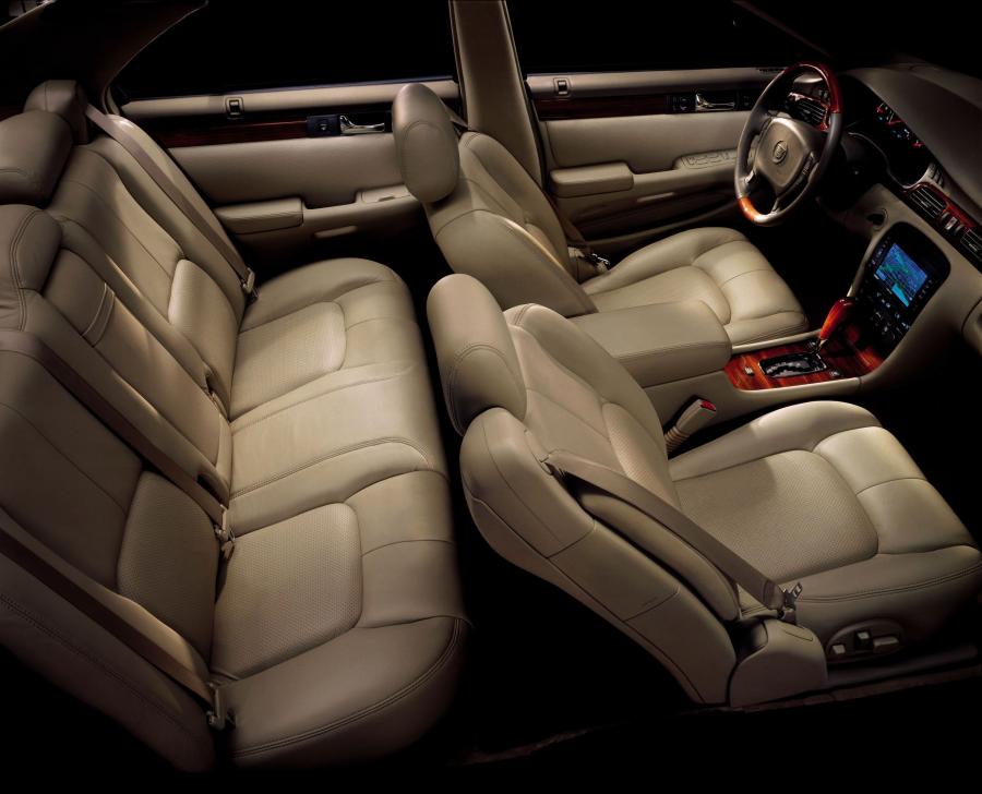  Cadillac Seville 1998 года  (фото 22 из 94)